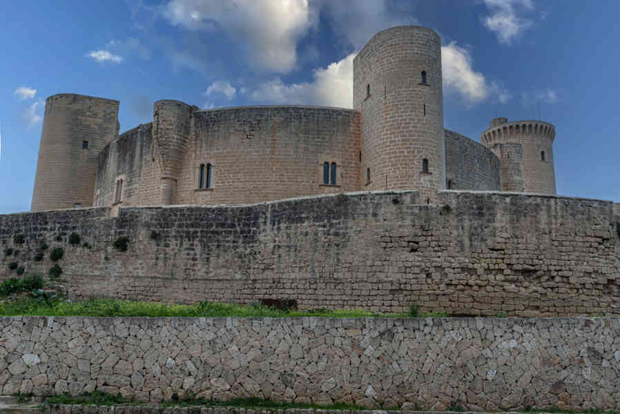 Mallorca - Palma 102 - castillo de Bellver.jpg